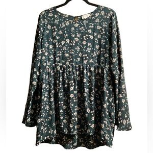 Women’s Loft Outlet Babydoll Long Bell Sleeve Floral Blouse. Polyester